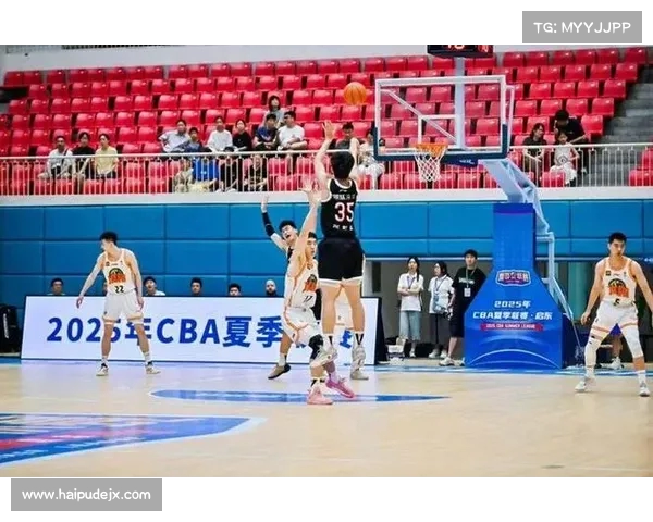 广州男篮正式宣布前青岛球员张科迪加盟球队助力新赛季